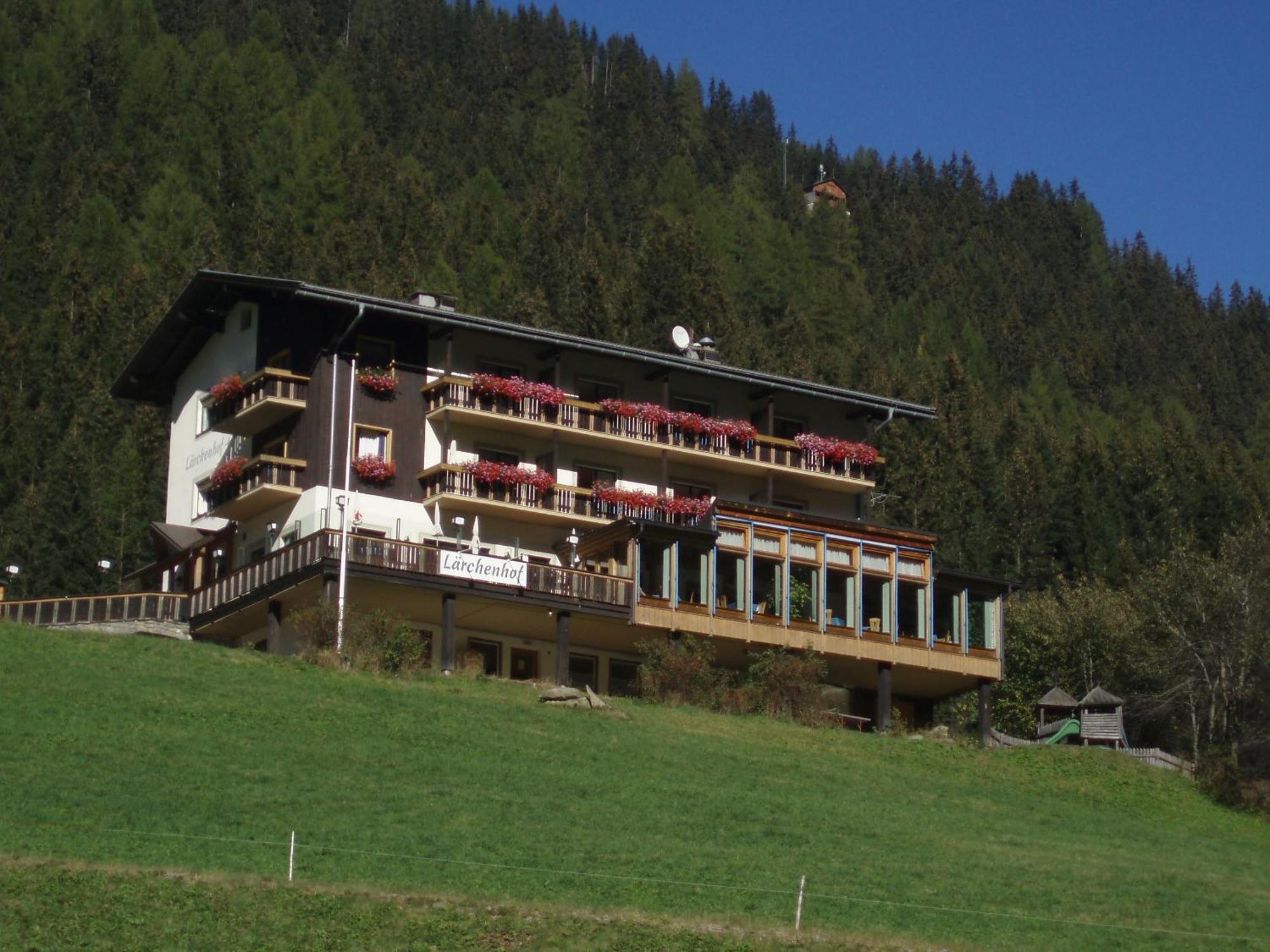 Отель Laerchenhof Санкт-Якоб-ин-Деферегген Экстерьер фото